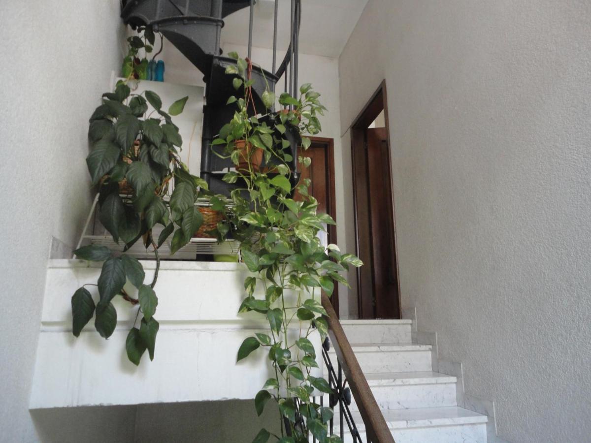 Le Ortensie Di Via Rossetti Panzió Trieszt Kültér fotó